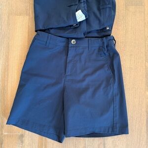 The Beaufort Bonnet Company navy  Shorts size 14 uniform